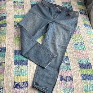 Chico's pull on Light Blue Denim Jeans size 1.5 size 10